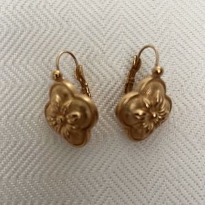 Gold earrings
